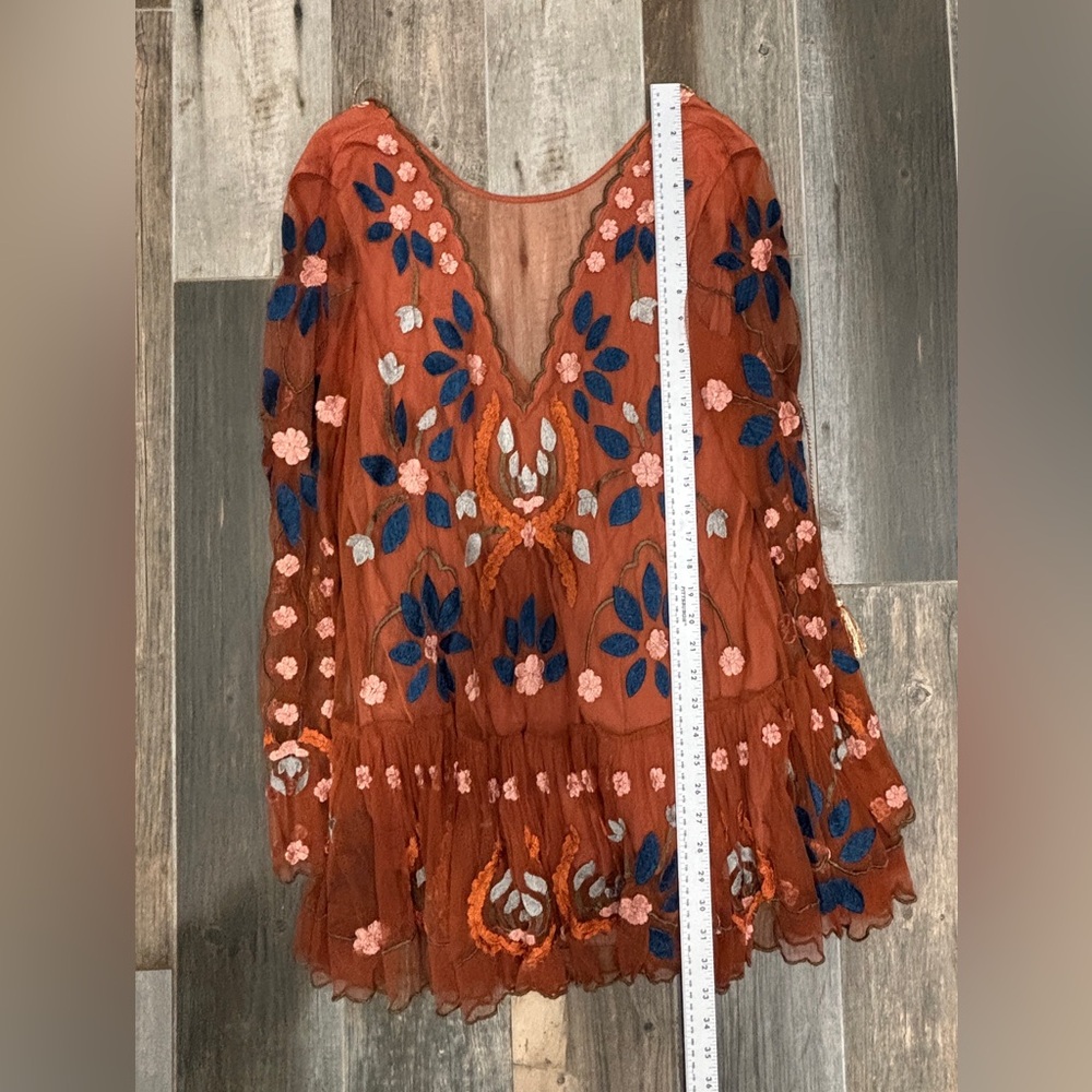 FREE PEOPLE HEARTS ARE WILD MINI EMBROIDERED DRESS RUST SMALL BOHO FESTIVAL - Picture 11 of 14